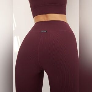 Body Language Hailey Ribbed Seamless Maroon Leggings Size Medium